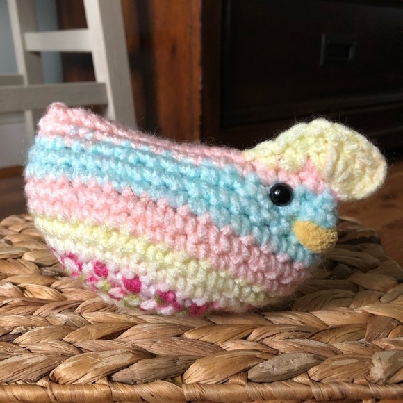 Handmade Crochet Country Chicken (multiple Colors) - Picture 3 of 3